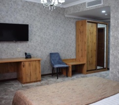 Двухместный номер Standard двуспальная кровать в МирОтель
