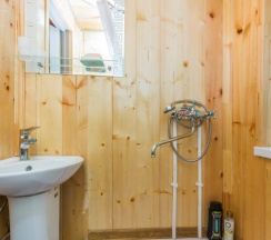 Коттедж Superior с красивым видом из окна в Раш