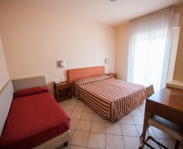 Трёхместный номер Superior в Alba Hotel