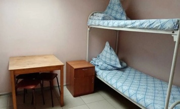 Кровать в общем номере (мужской номер) (общая ванная комната) в Аврора
