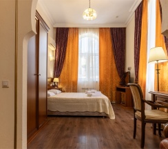 Восточный ( 2-х комнатный номер с кухней) в Odeon