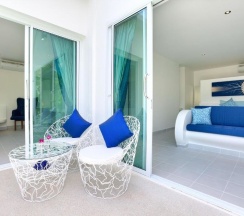 Семейный номер Standard с видом на сад в La Perle Luxury Boutique Hotel