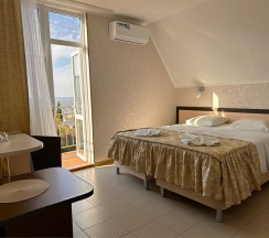 Комфорт Двухместный  с балконом в Уют