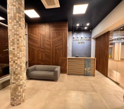 Стандарт + включён Бассейн и SPA в Роза ветров
