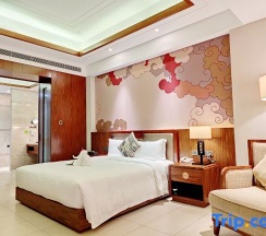 Двухместный номер Deluxe с видом на море двуспальная кровать в Jinghai Hotel & Resort