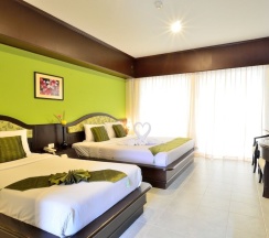 Трёхместный номер Deluxe с балконом в Samui First House Hotel