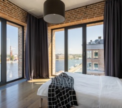 Премиальный Апартамент с 2 спальнями и панорамным видом на Неву в Docklands