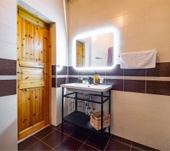 Дом трав и цветов (люкс) в Остров Суойа