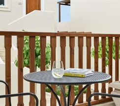 Номер семейный Casa Marina Junior с видом на сад в Grecotel Marine Palace & Aqua Park
