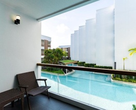 Двухместный номер Deluxe с видом на бассейн 2 отдельные кровати в Bella Nara Phuket Naiyang Beach