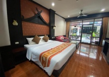 Двухместный люкс двуспальная кровать в ZEN Rooms Nanai Soi 2