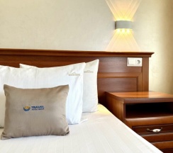 Семейный номер двухкомнатный в Bridge hotel