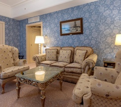 Люкс Высотка в Radisson Collection Москва