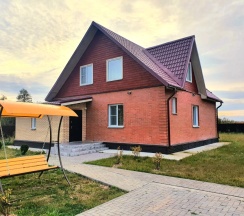 Шестиместный коттедж с видом на внутренний двор в Молгово