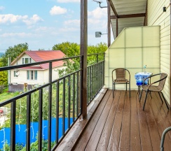 Четырёхместный люкс Superior рядом с пляжем в Ласточкин дом