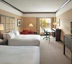 Четырёхместный номер Standard в Hotel Bonaventure Montreal