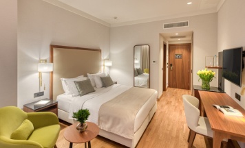 Двухместный номер Executive с частичным видом на море двуспальная кровать в Electra Palace Thessaloniki