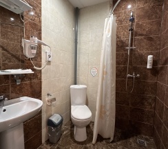 Джуниор сюит с двумя отдельными кроватями и балконом в Хвалынская жемчужина