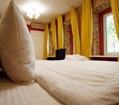 Полулюкс с одной двуспальной кроватью и креслом кроватью в Barin Residence Center