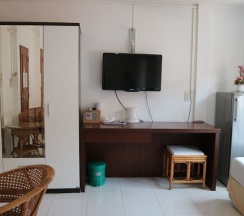 Трёхместный номер Comfort с балконом в Sunshine Guest House