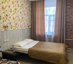 Трехместный стандартный с собственной ванной комнатой в Капитал