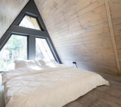 A-Frame № 2 (оснащение дома, стоимость купели и бани см. Подробнее) в Les holidays