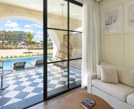 Двухместный полулюкс с видом на бассейн двуспальная кровать в Ocean El Faro Resort - All Inclusive
