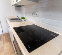 Апартаменты улучшенные с двумя спальнями и балконом для 8 гостей в Степаненков