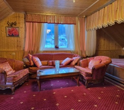 1-комнатная комната люкс в Golden House