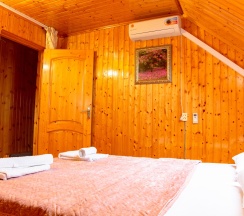 Комната стандарт с 1 двуспальной кроватью (мансарда) со стороны моря в Аэлита