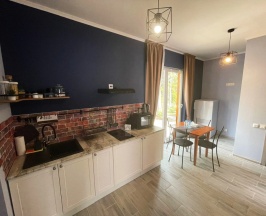 Четырёхместный полулюкс Superior с красивым видом из окна в Нептун-2