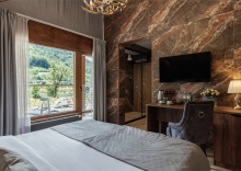 Делюкс с балконом и видом на горы в Stellar collection chalet, Krasnaya Polyana