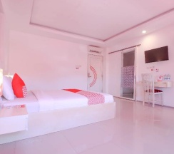 Двухместный номер Standard двуспальная кровать в OYO 1489 Simona Hotel