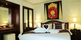 Камала Бич: Курортный отель Naka Resort