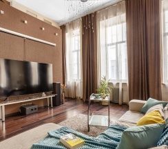 3-комнатные апартаменты студия Таврическая ул., 11 в MyHome YourHome (МайХоум ЙоХоум) на улице Таврическая