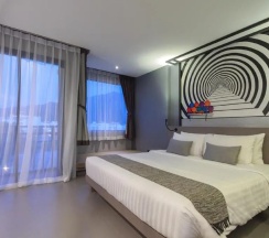 Двухместный номер Ma Relax с балконом (2 отдельные кровати) в MAZI Design Hotel by Kalima