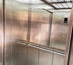 Номер Делюкс с кроватью размера "King-size" в Академия