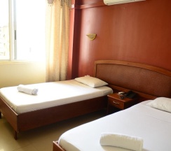 Номер Standard с балконом в Iris Hotel