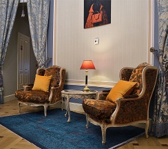 Люкс Императора с видом на Невский проспект в Taleon Imperial Hotel