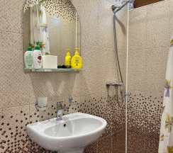 Трехместный номер /Без питания или ALL INCLUSIVE + BAR в Лооотель