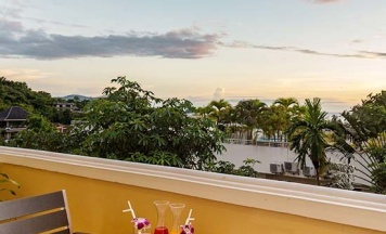 Двухместный номер Deluxe двуспальная кровать в Pacific Club Resort