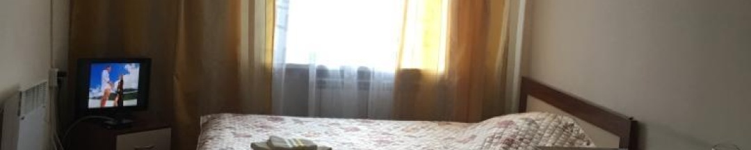 Номер стандарт с 1 односпальной и 1 двуспальной кроватью в Уют