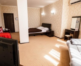 Полулюкс в Golden Palace