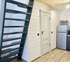 (1А) А-Frame 4x в Черногория на Родниковой