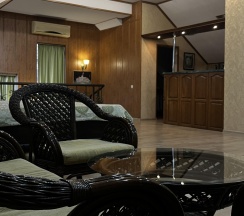 Номер люкс премиум с 2 двуспальными кроватями в Адам