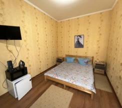 Люкс с сан узлом и ванной (одиннадцатый номер№11 на третьем этаже) в Цимлянский двор