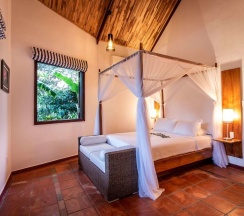 Семейный коттедж с видом на море в Cassia Cottage Resort and Spa