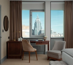 KING DELUXE CITY VIEW ROOM в Chekhoff Hotel Moscow Curio Collection by Hilton