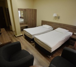 Двухместный номер Стандарт 2 отдельные кровати в Отель Deluxe Ереван