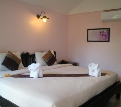 Одноместный номер Standard с видом на море двуспальная кровать в Chang Cliff Resort